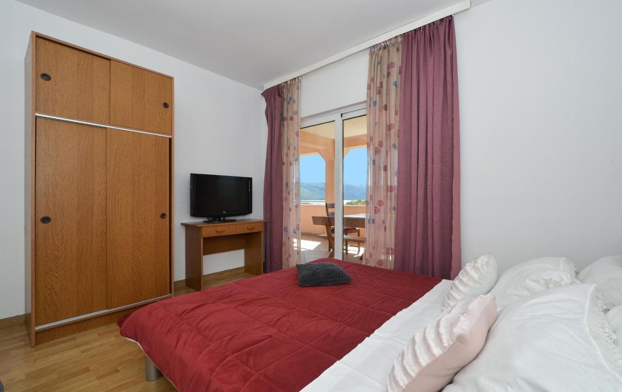 סגט ווראנייצה Apartments Luciano מראה חיצוני תמונה