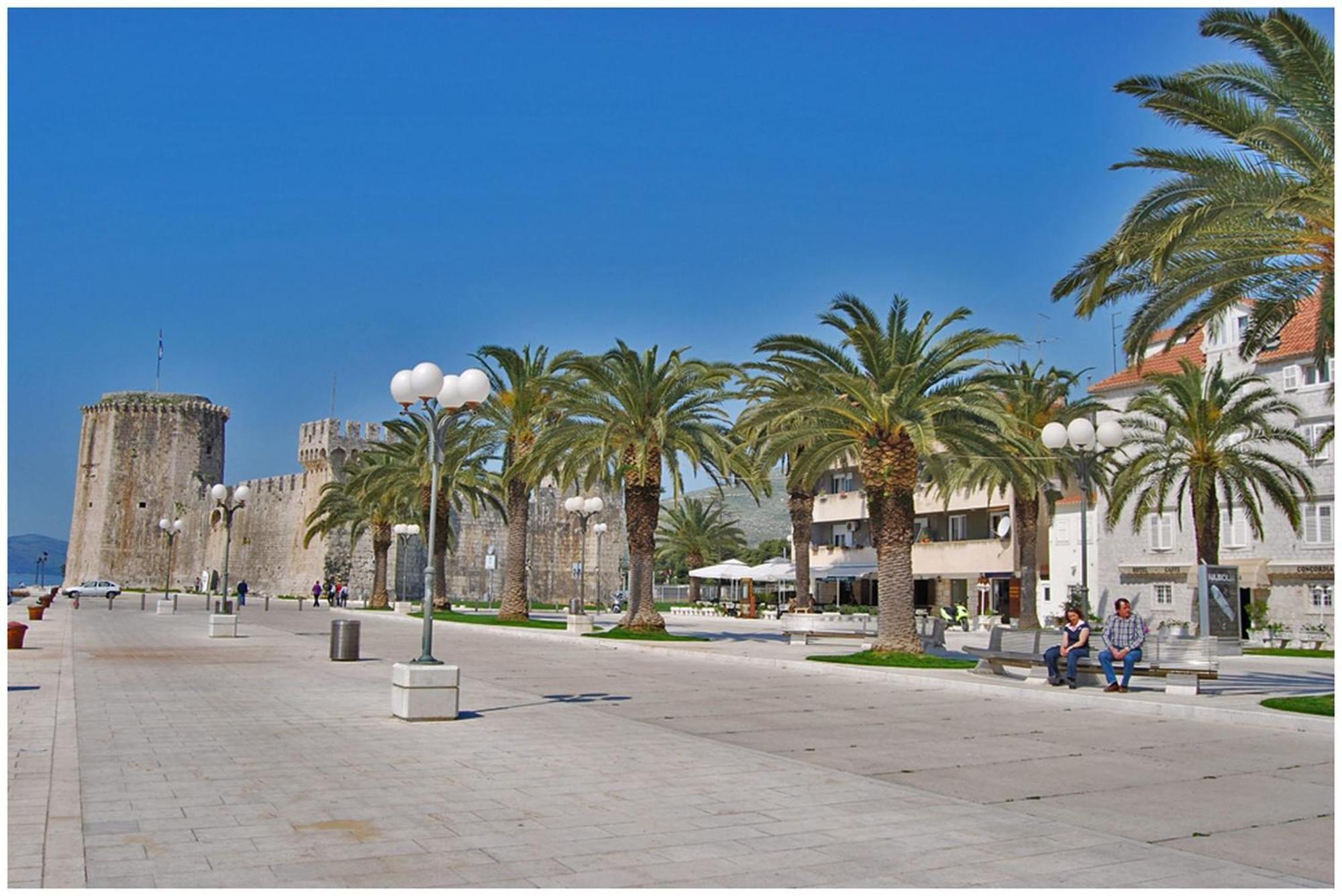 סגט ווראנייצה Apartments Luciano מראה חיצוני תמונה